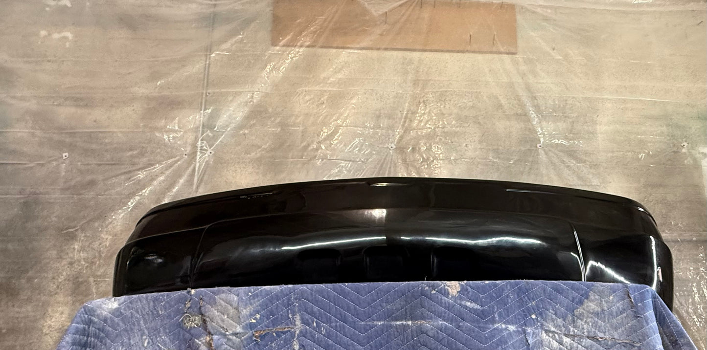 Chevy 1500 front bumper (2003-2006)